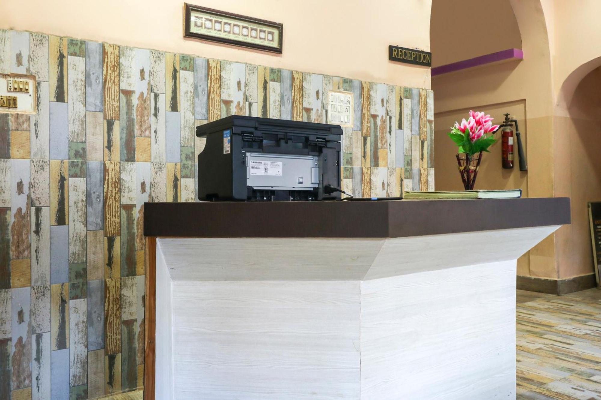 Spot On Hotel Poonam Jagdalpur Esterno foto
